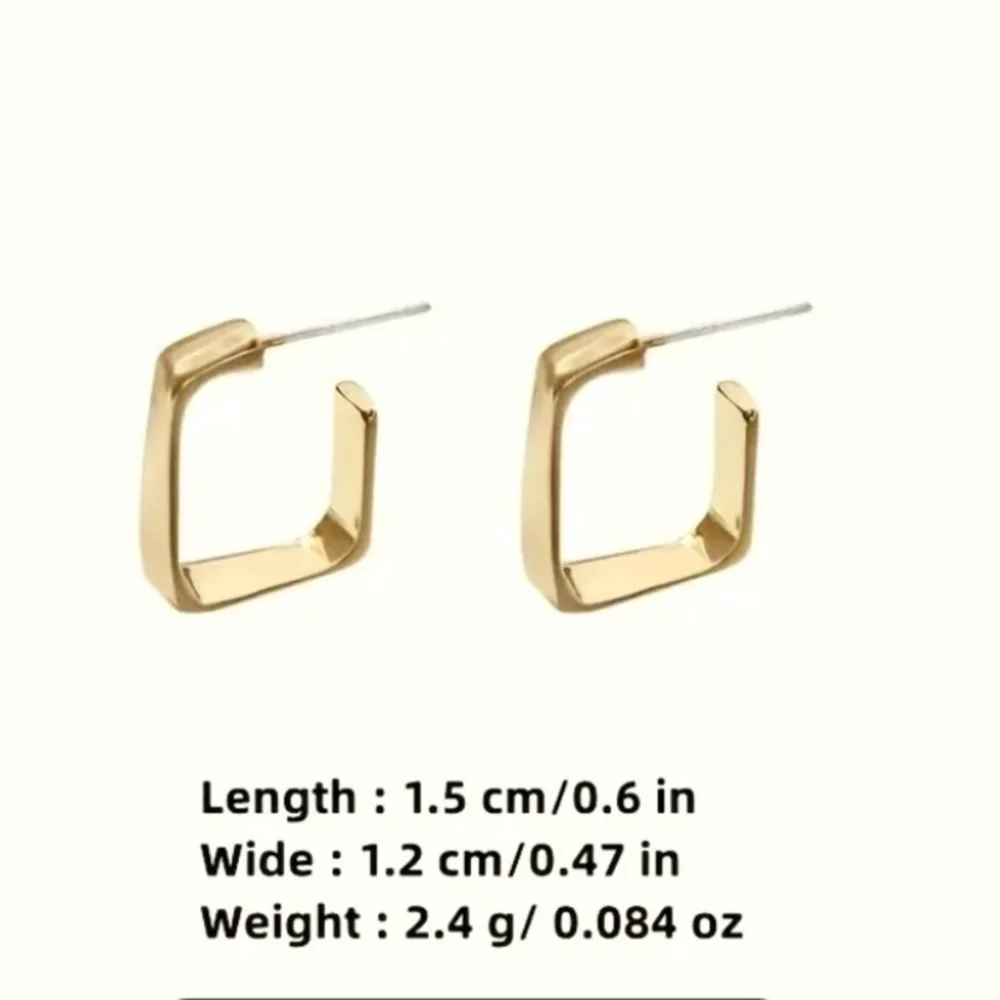 NEW Dainty Boxy hoop Earrings - Gold color Boutique - Picture 3 of 4